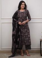 Cotton Black Daily Wear Printed Readymade Straight Suit